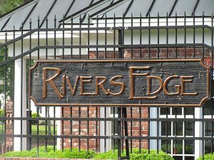 Rivers Edge Golf Course Community